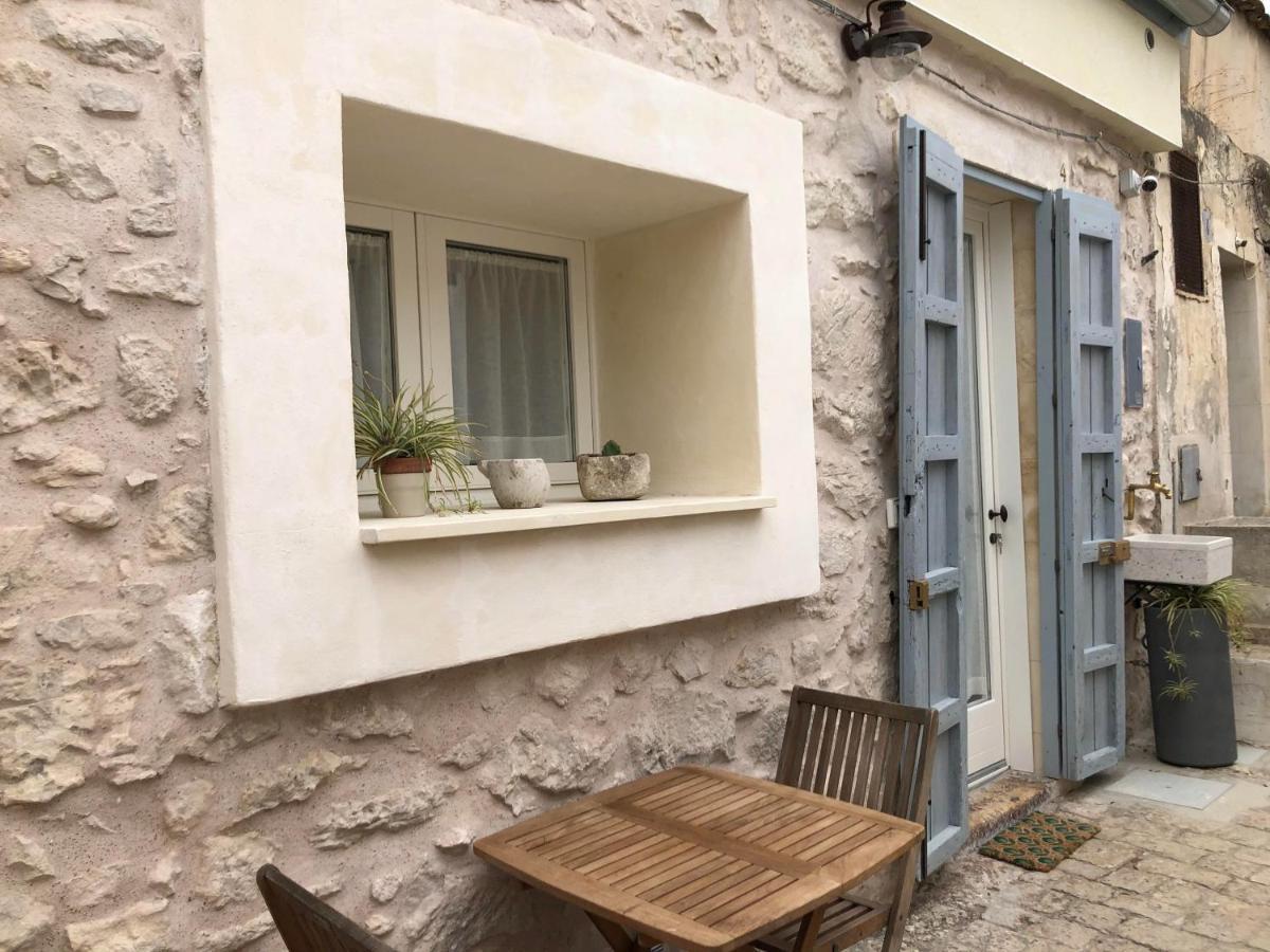Chicchi Di Melograno Bed & Breakfast Modica Dış mekan fotoğraf