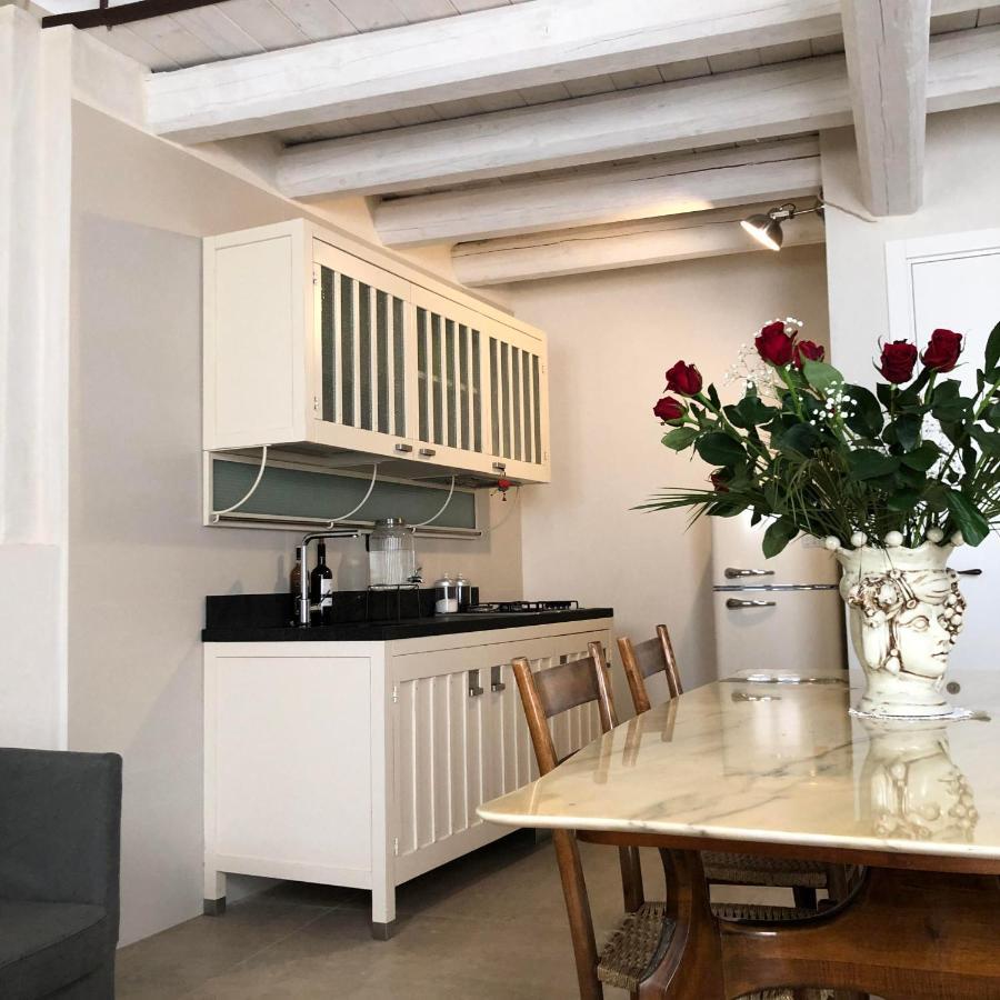 Chicchi Di Melograno Bed & Breakfast Modica Dış mekan fotoğraf