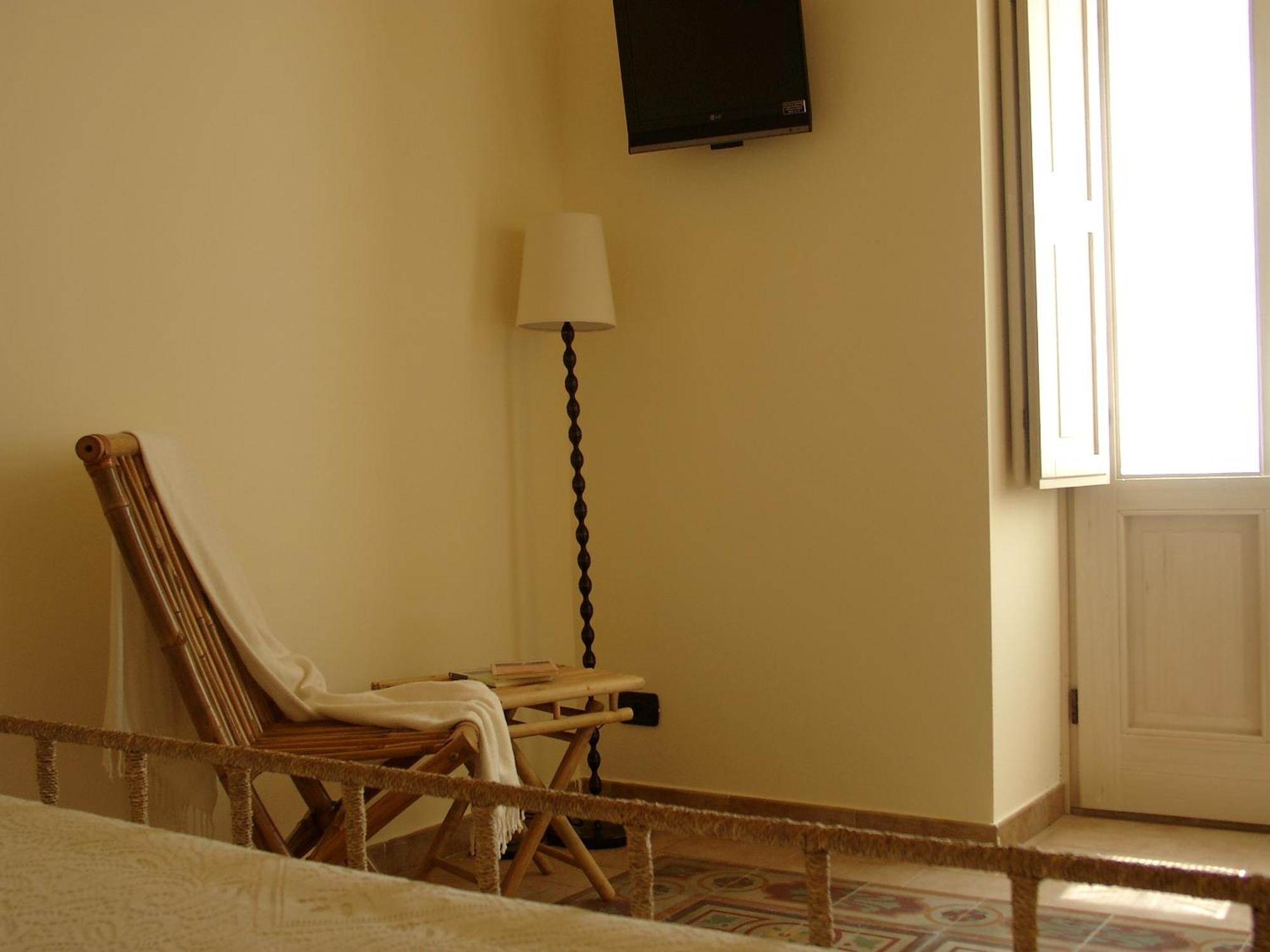 Chicchi Di Melograno Bed & Breakfast Modica Dış mekan fotoğraf
